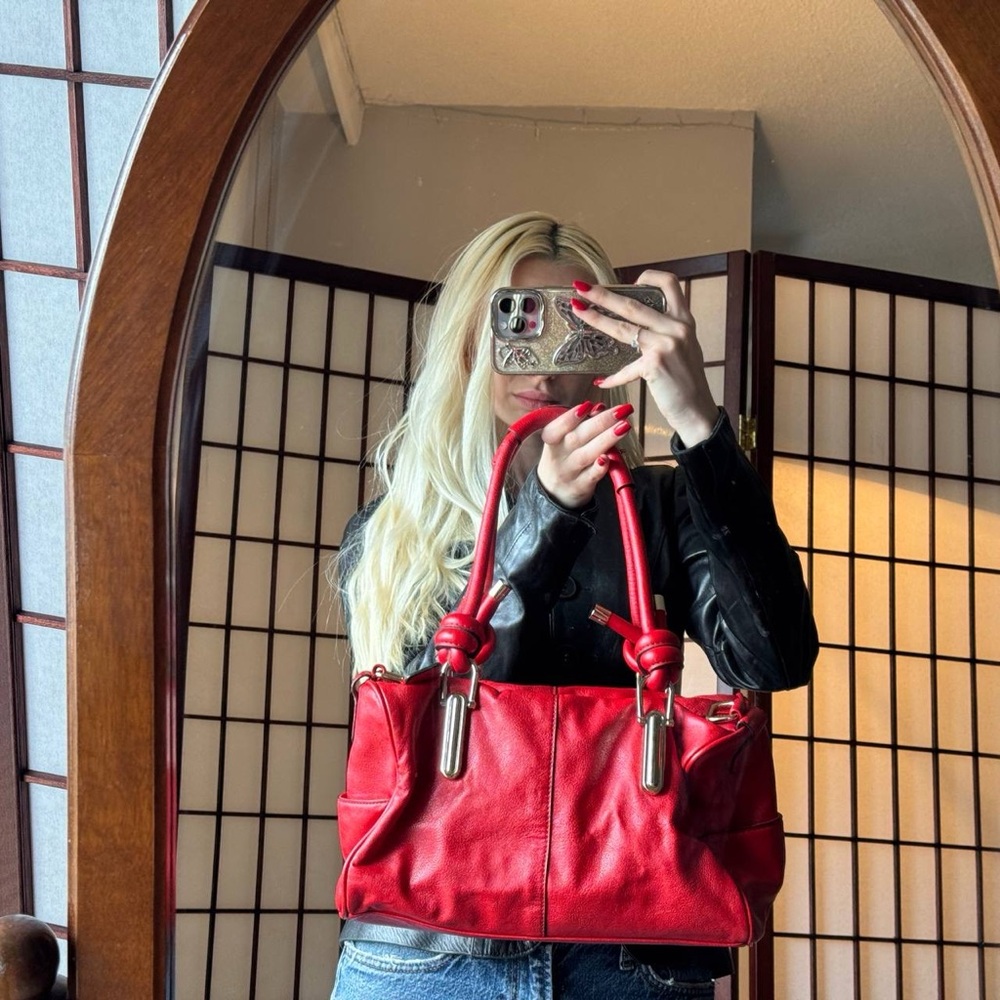 Elegant Red Leather Handbag